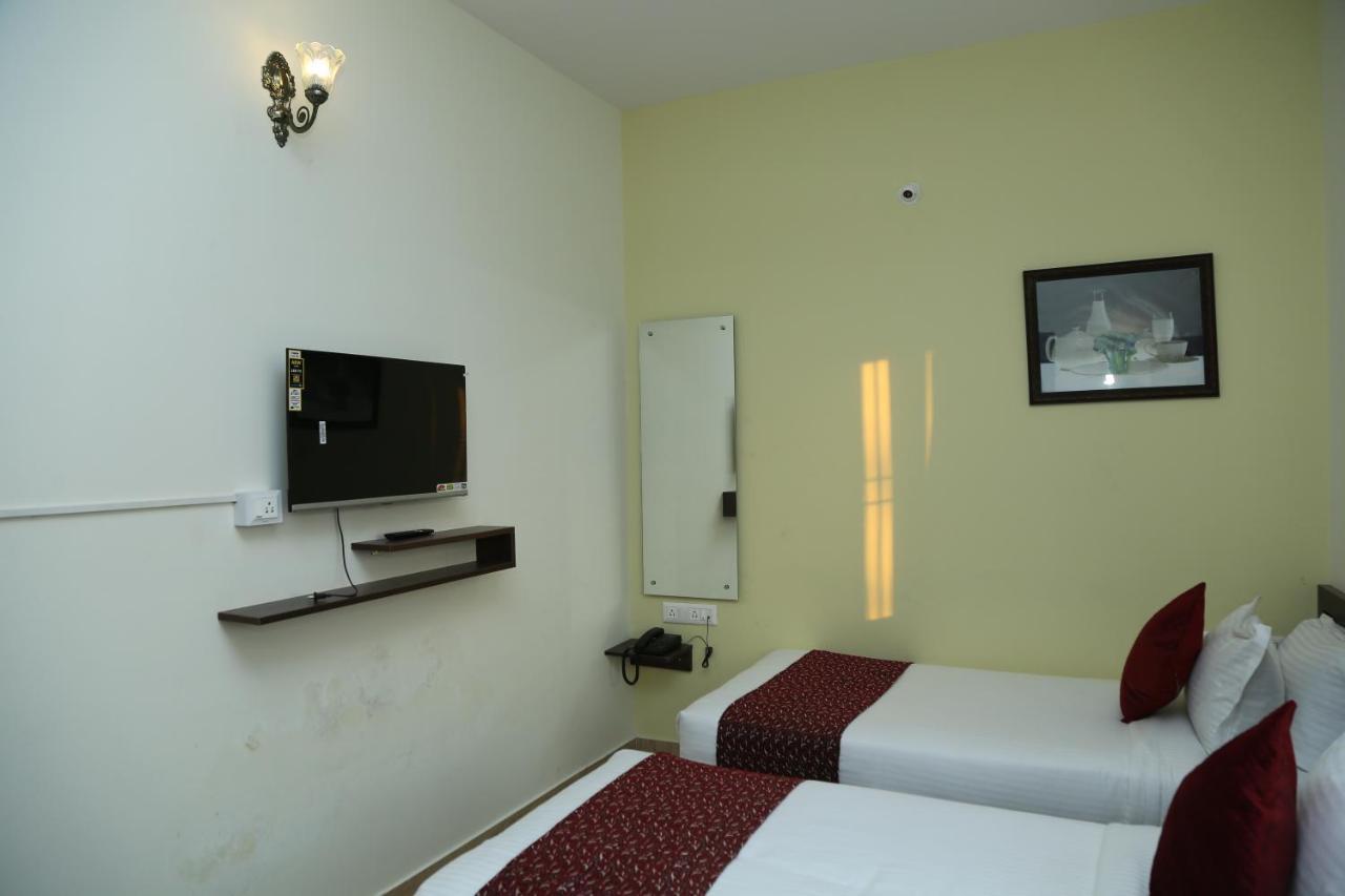 Hotel Bangalore Airport Inn, Airport Pickup & Drop Available 24X7 Yelahanka Exterior foto
